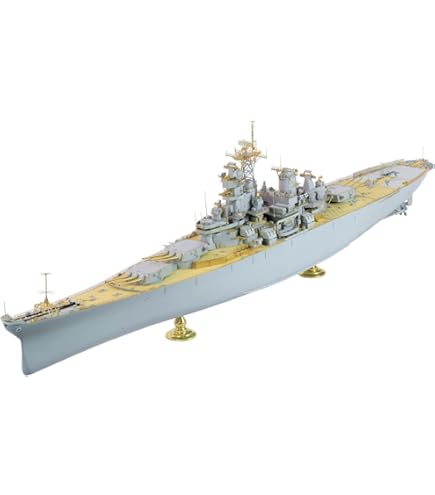 Amazon.com: Atlantis AMCH463 1/535 USS Wisconsin BB-64 Model Kit