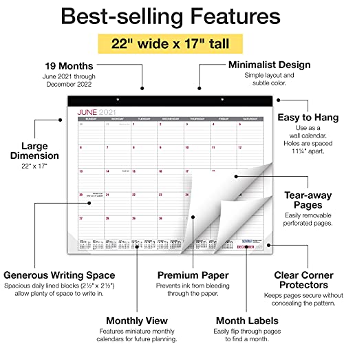 Global Printed Products Professional Desk Calendar 2022 Large Monthly