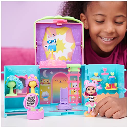 Gabby’s Dollhouse, DressUp Closet Portable Playset with a Gabby Doll, Surprise Toys and Photo
