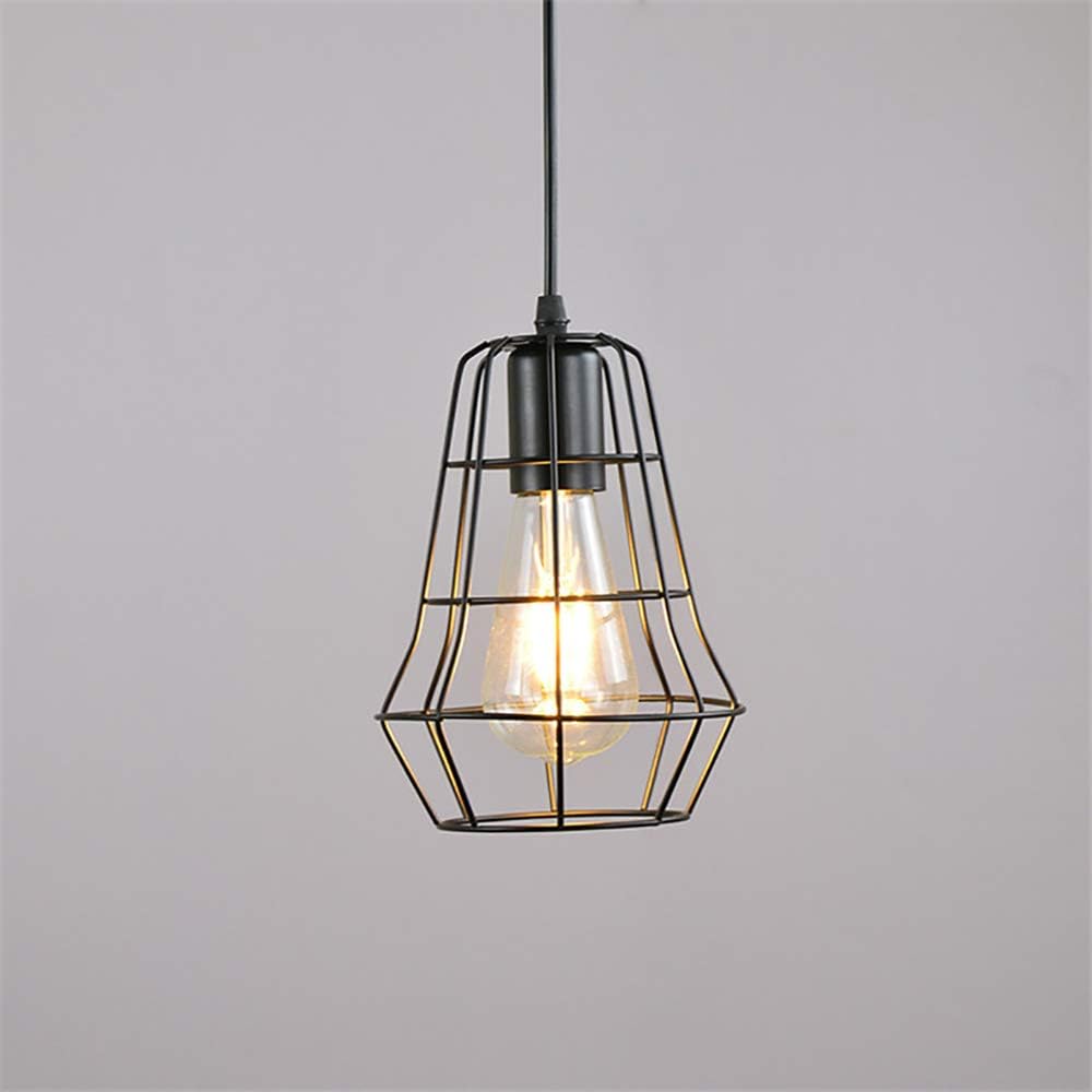 luce a sospensione per finestra della cucina