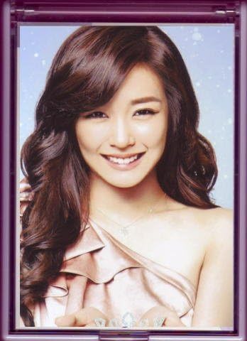 Amazon 少女時代 ティファニー 韓国製 手鏡 ミラー 開閉式 Tf1 アイドル 芸能人グッズ 通販