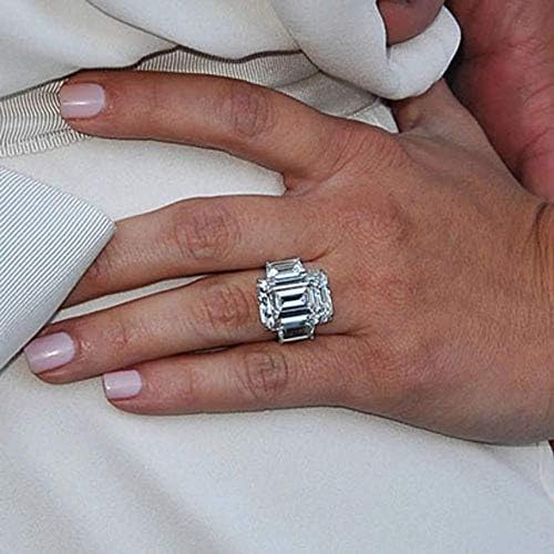 Kim Kardashian Inspired 20 Carat Ring Everything Else Amazon Com