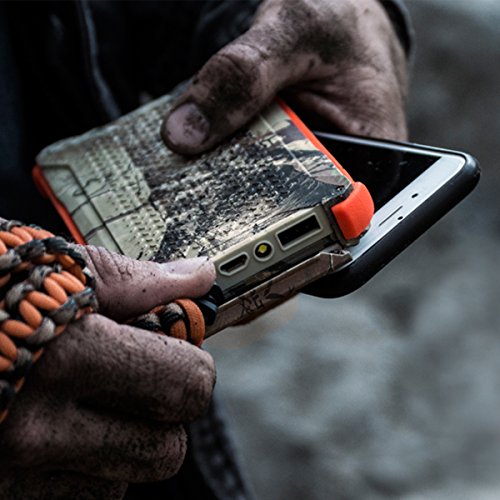 Dark Energy Poseidon IP68 Waterproof, Shockproof, Dustproof, 10,000mah, 2 USB Port, 3.4 Amp Portable Charger and Light PLUS Paracord Charging Cable, Realtree
