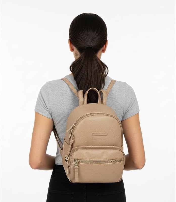 Elia Rucksack, lässig, Beige, 20 x 25,5 x 10 cm, Kunstleder, 5,1 l von Joumma Bags, Beige, Talla única, Lässiger Rucksack