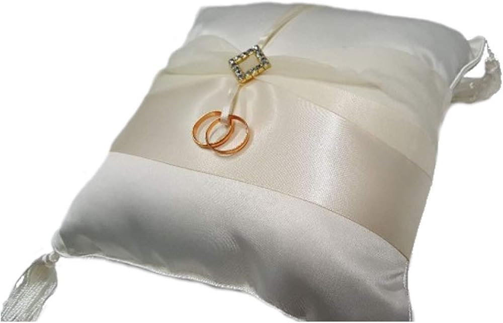 Amazon Com Ivory Diamonds Ring Bearer Pillow Jewelry