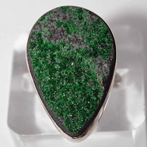 Uvarovite Ring, Green garnet ring, 9 size ring, Russian Jewelry