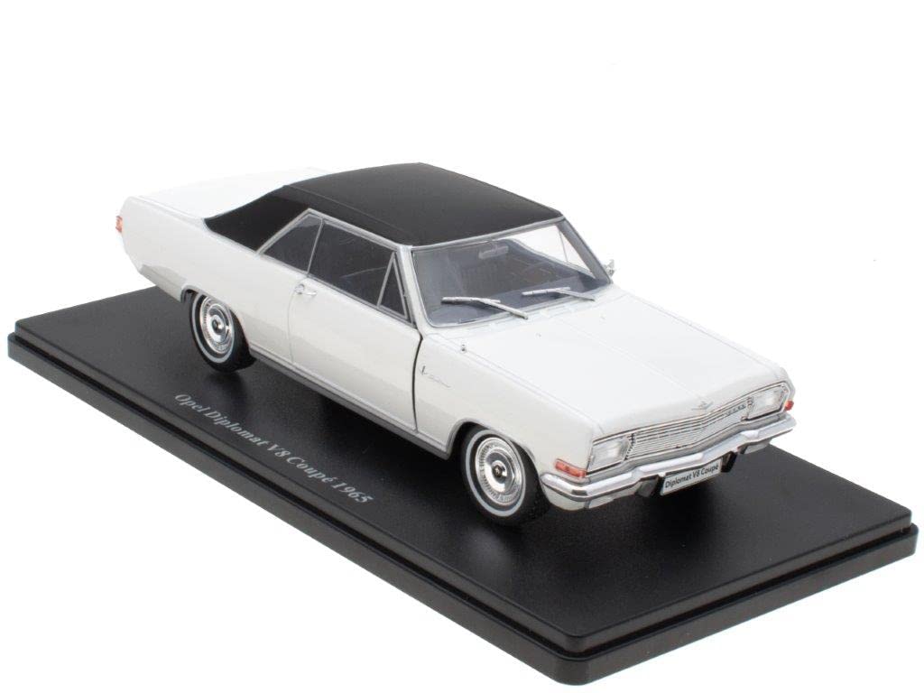 - Collectible miniature car 1/24 compatible with Opel Diplomat V8 Coupé - 1965 - OP005