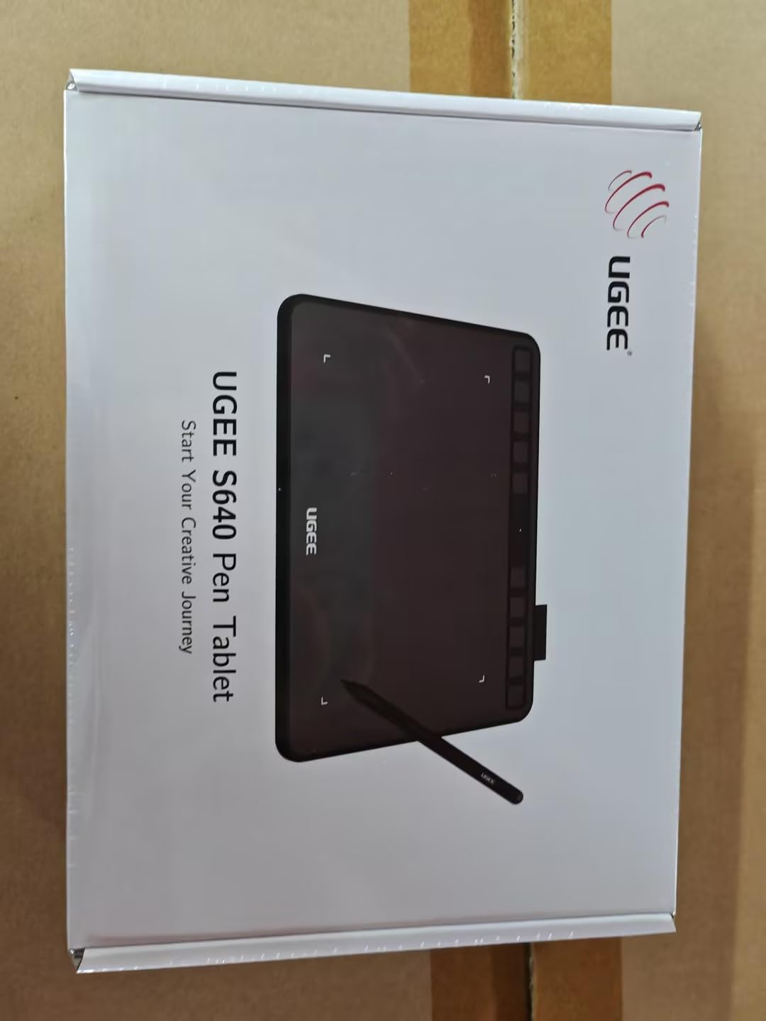 UGEE S640 Graphics Drawing Tablet, Digital Draw Art Pad with Pen Battery-Free Stylus Tilt Function 8192 Levels Pressure Sensitivity 10 Express Keys for Mac, Windows PC and Android