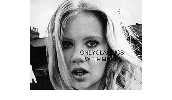 Amazon Com Onlyclassics Sexy Blonde Beauty Candid Portrait