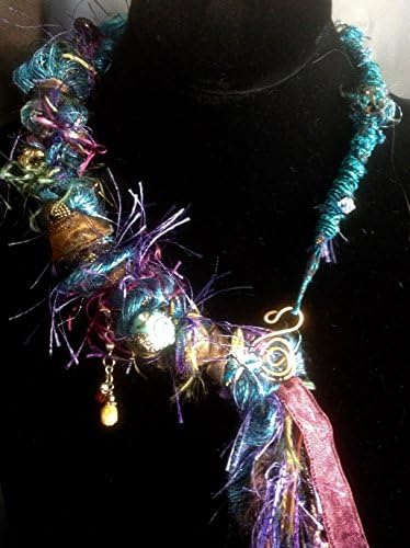 THE MARTINE TEXTILE LARAIT NECKLACE Rainforest/Color
