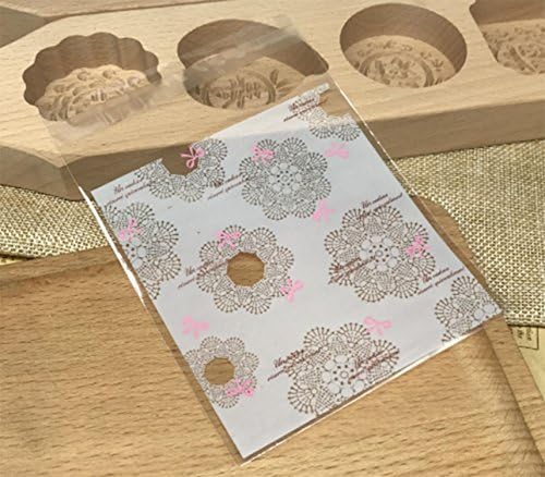 Mistari 100 Pcs Christmas Cookie Bags with Adhesive Sealing Closure for Party Favors Candy Cookies Gift Packaging White Snow