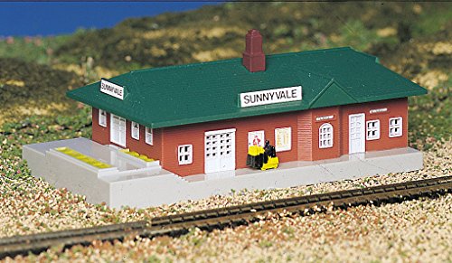 Bachmann Passenger Station - N Scale