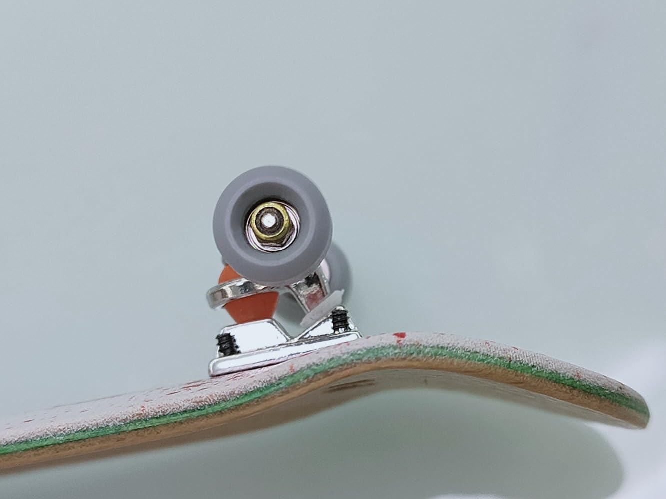Urethane Pro Fingerboard Wheels Gray 65D Bearing Wheel Handmade Urethane Material-Ultra Spin Bearings Wheels -7.8 * 5mm
