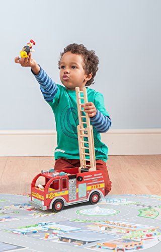 Le Toy Van Cars & Construction Collection Wooden Fire Engine Set Premium Wooden Toys for Kids Ages 3 Years & Up - Thumbnail 3