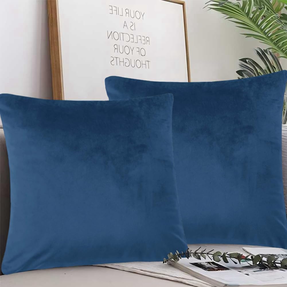 AMFUN Set of 2 Velvet Cushion Covers, Navy Blue 45 x 45 cm Luxury Velvet Square Throw Pillow Cases, Decorative Throw Pillowcases with Invisible Zipper, for Livingroom Sofa Bedroom