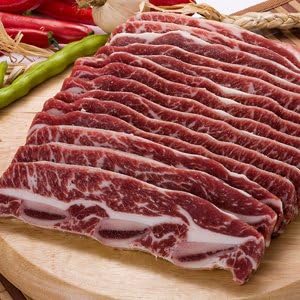 Amazon 骨付きカルビ1kg 冷凍 韓国食品 韓国食材 お肉 牛肉 骨付きカル カルビ 配送日時指定必要 骨付きカルビ 牛肉 通販