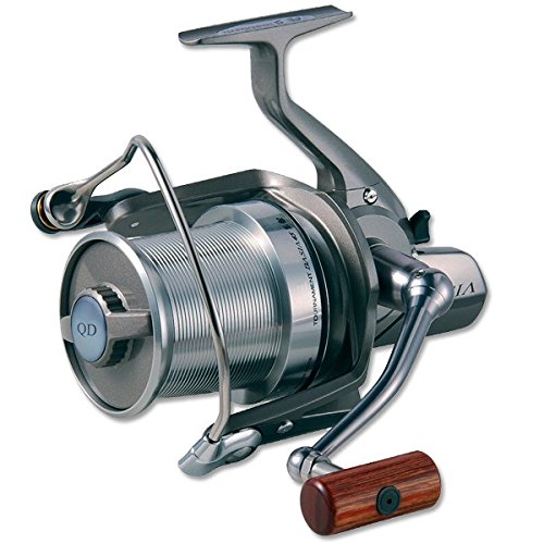 Daiwa Tournament Basia BAS45QDA 10-15 lbs Test Carp Spinning Reel