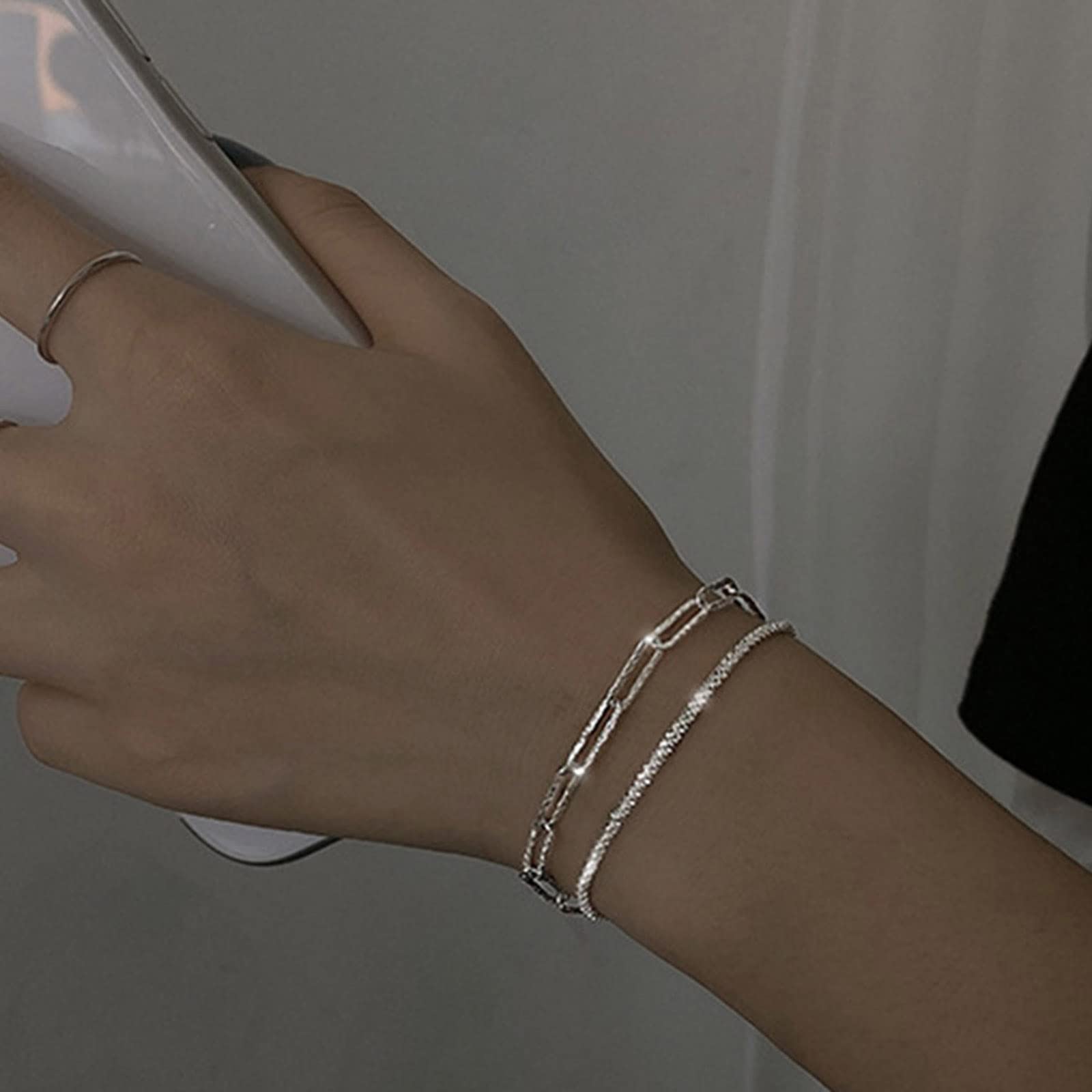 Wendalern Layered Gypsophila Bracelet Stackable Paperclip Bracelet Silver Twist Thin Chain Bracelets Minimalist Sparkling Chain Bracelet Set Jewelry for Women Girls