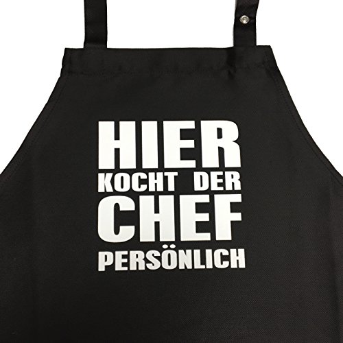 Hier kocht der Chef persoenlich – Kochschuerze, Grillschuerze mit verstellbarem Nackenband und Seitentasche