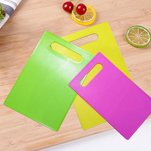 Glorrt Cutting Board Flexible Plastic Cutting Board Mats Non - slip Fruit Rubbing Panel Kitchen Baby Table Mat (L)