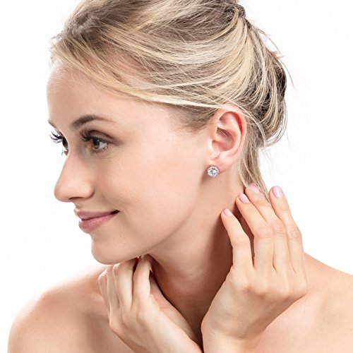 18K Platinum-Plated Cluster Round Cut Stud Earrings (1.66cttw)