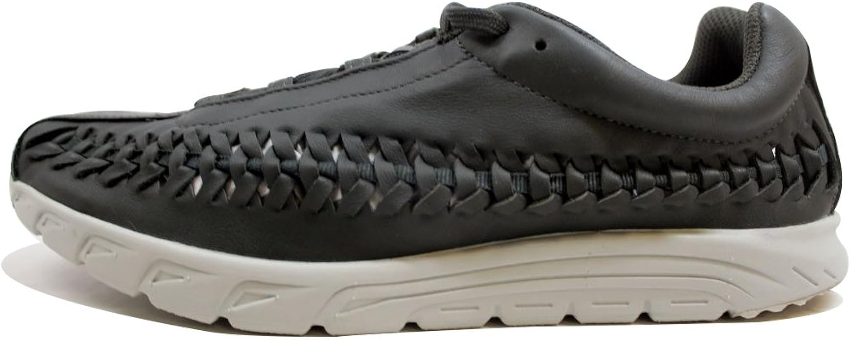 nike mayfly mens black