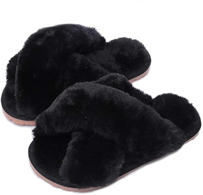 girls fluffy sliders