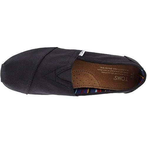 TOMS Black On Black Men Classic 10002931 (Size: in Kuwait