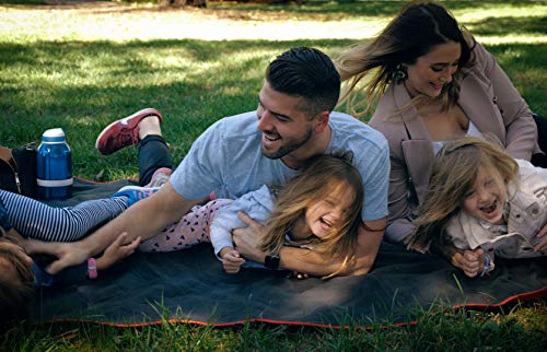 DOWN UNDER OUTDOORS Large Waterproof Windproof Extra Thick Quilted Fleece Stadium Blanket, Machine Washable Camping Picnic & Outdoor, Beach, Dog, 82 x 55 (red) Festival Baseball Folding Rug - Thumbnail 3