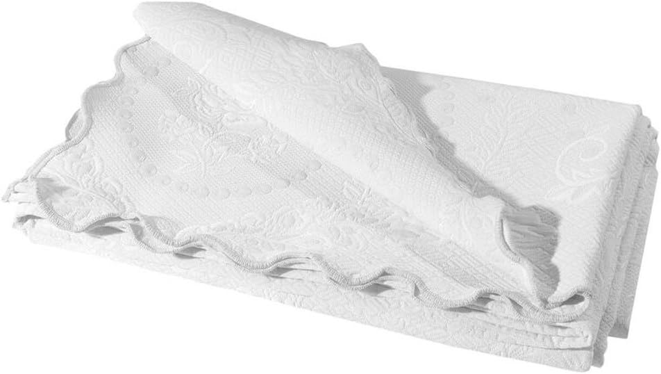 Amazon Com Europa Fine Linens English Rose Matelasse Coverlet Twin White Home Kitchen