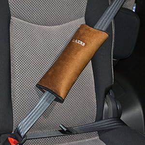 【LAXRE（ラクスリー）】 シートベルト枕