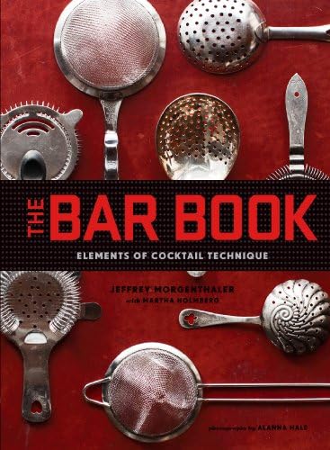 Amazon.com: Drinking Distilled: A User's Manual [A Cocktails and