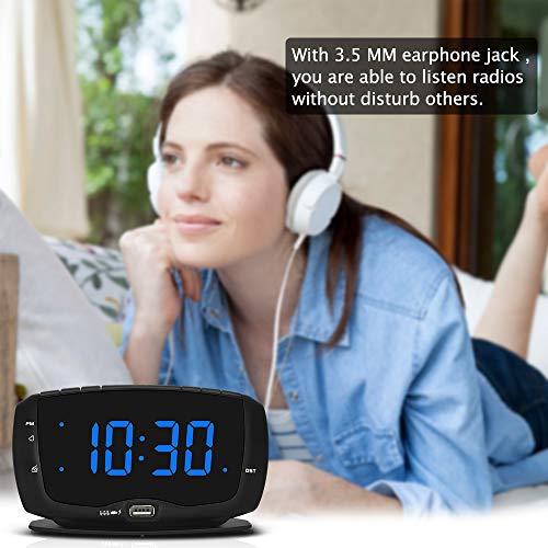 DreamSky Digital Alarm Clock Radio FM Radio, 1.4 Inches Large Blue LED