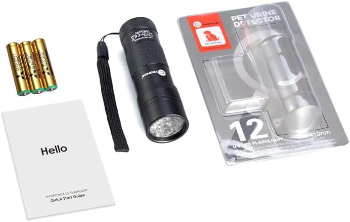 TaoTronics - Linterna ultravioleta ultravioleta de luz negra, 12 LED 395 nm, 3 pilas AAA gratis, detector para mascotas secas, orina y manchas y chinches.: Amazon.es: Deportes y aire libre