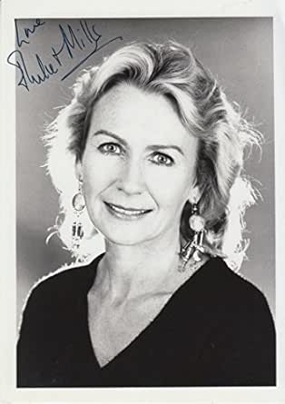 Juliette Mills signed 5x7 photo at Amazon's Entertainment ...