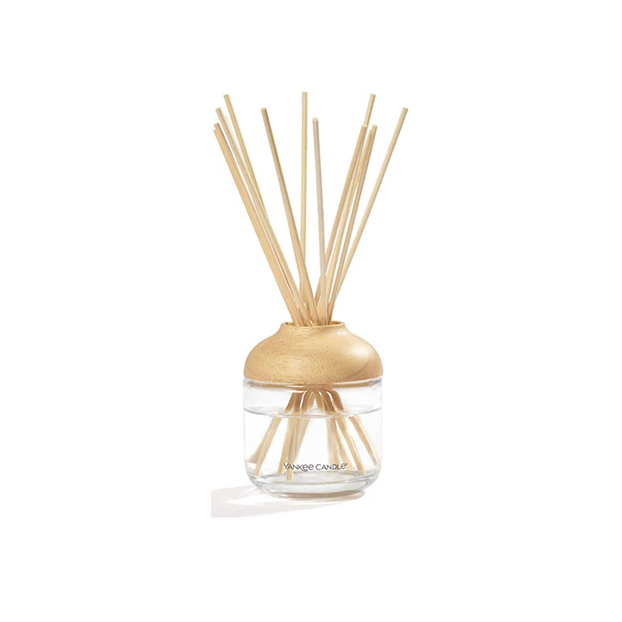 Yankee Candle Reed Diffuser, Fluffy Towels, 120 ml, Up to 10 Weeks of Fragrance