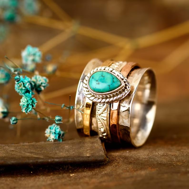 LRGKMCWTOB Vintage Sterling Silver Turquoise Ring for Women, Bohemian Style Handmade Dainty Ethnic Healing Stone Ring, Tribal Totem Cut Natural Turquoise Bridal Statement Ring Gift Size 8