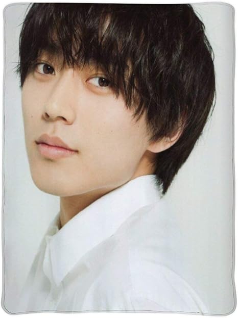 Amazon Co Jp King Prince 永瀬廉ながせれん 毛布 シングル 人気 おしゃれ毛布 フランネル ブランケット 夏 軽い 柔らかい 肌触りにやさしい ホーム キッチン