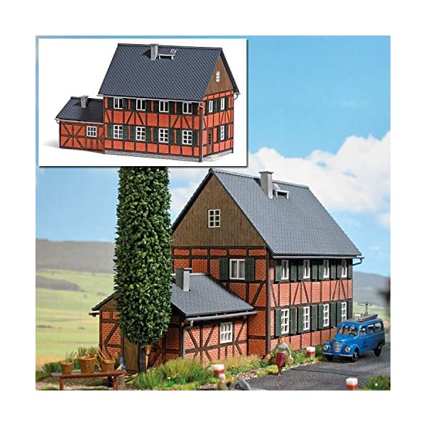 Busch 1657 H0 Wohnhaus mit Anbau