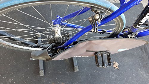 B&W International Chain Guard Cover for Bike Travel - Thumbnail 5