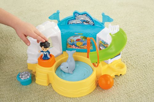 little people aquarium