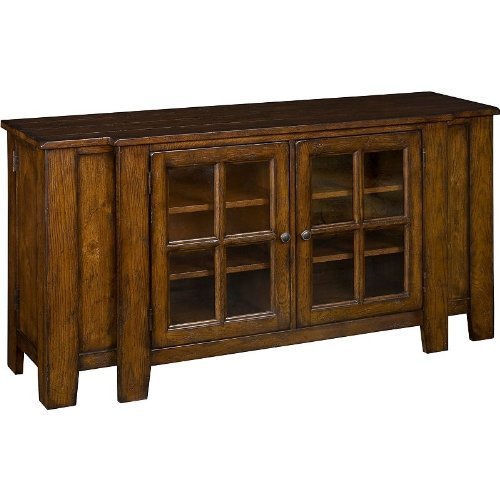 Broyhill Attic Heirlooms Entertainment Console in Oak
