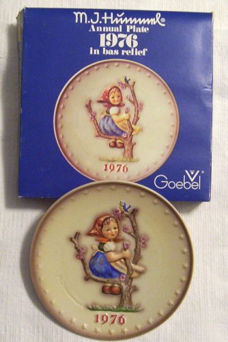 HTF--1976 Goebel Hummel Annual Plate in Original Box -- Mint Condition!!!