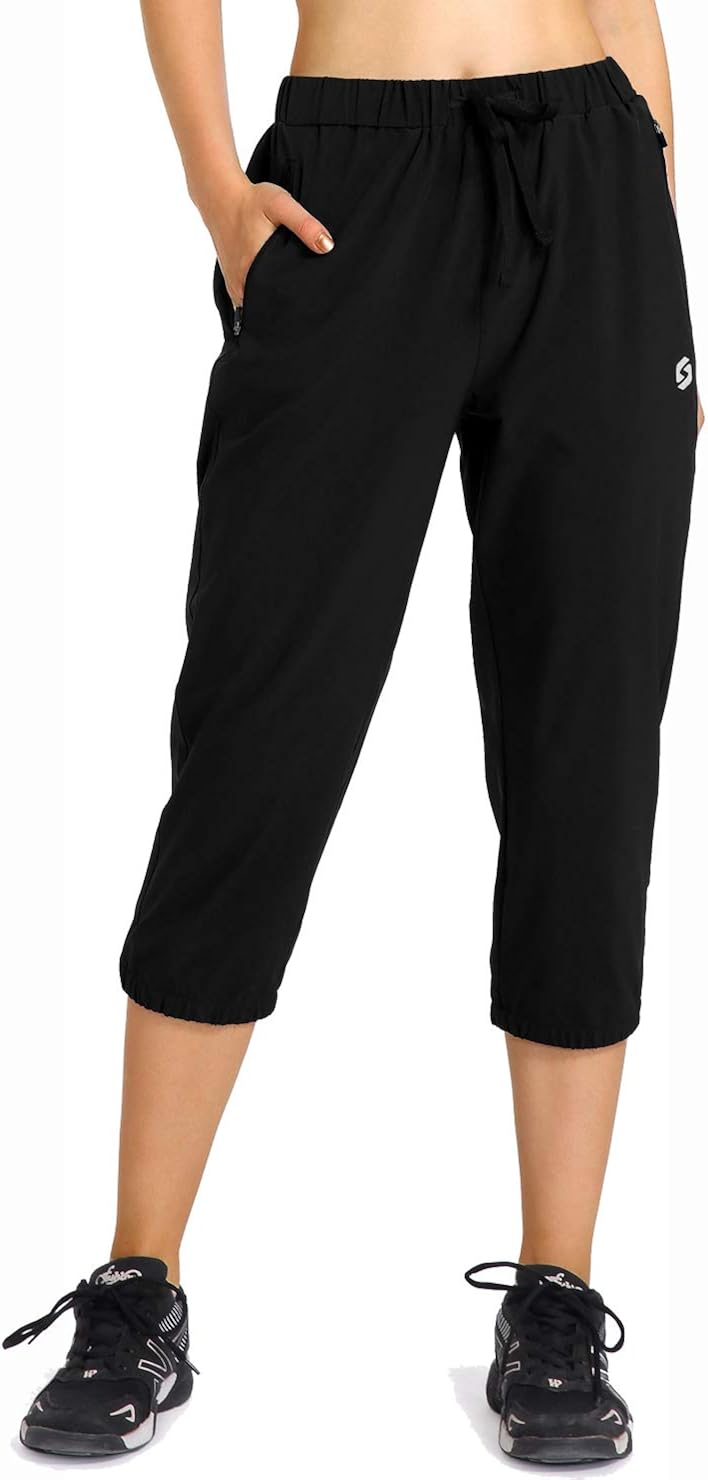lightweight joggers with pockets