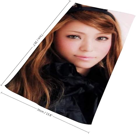 Amazon ビーチタオル バスタオル安室奈美恵 Namie Amuroフォトアルバム100 純綿の柔らかな手触りの吸収性タオル 速乾性 毛羽立ちのないバスタオル 家庭用抗菌防臭剤35x73cm バスタオル ホーム キッチン オンライン通販