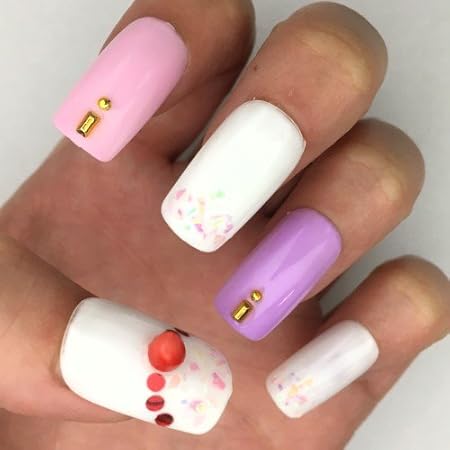 Amazon ﾈｲﾙﾁｯﾌﾟ ｸﾘｽﾀﾙﾊﾟｳﾀﾞｰ 天然石赤珊瑚使用の贅沢ｵｰﾀﾞｰﾈｲﾙﾁｯﾌﾟ ｼﾝﾌﾟﾙ ｼｮｰﾄｵｰﾊﾞﾙ ノーブランド品 ネイルチップ 通販