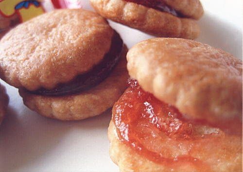 Amazon 昔ながら 手作り ジャムビスケット なつ菓子屋本舗 せんべい 米菓 通販