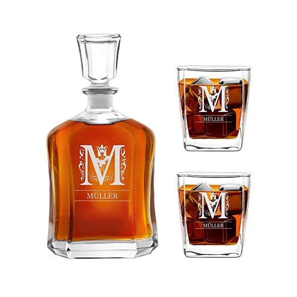 Maverton Whiskey Karaffe + 2/4 / 6er Whiskygläser Set mit Gravur - 700ml Whisky Dekanter - Geschenk zum Geburtstag für Damen - Buchstabe