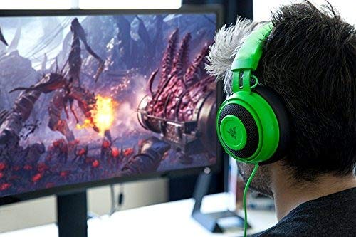 Razer Kraken Pro V2: Lightweight Aluminum Headband - Retractable Mic - in-Line Remote - Gaming Headset Works with PC, PS4, Xbox One, Switch, & Mobile Devices - Green