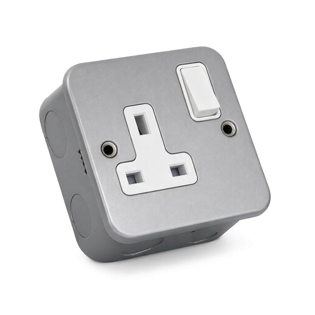 SHPELEC® Grey Metal Clad 1 Gang 13A Switched Socket – Heavy Duty Single Plug Socket with Switch & Surface Back Box – Ideal for Garage, Workshop, Utility